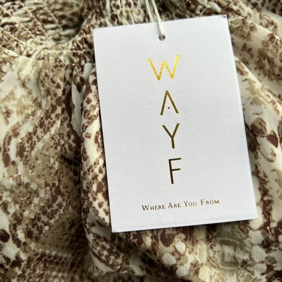 WAY Dutchess Smocked Waist Puff Sleeve Top Sand  Sand Snake - Picture 9 of 9